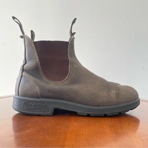 Blundstone Unisex #500 Round Toe Leather Chelsea Boots | AU 6